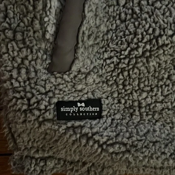 Simply Southern Sherpa - Picture 2 of 3